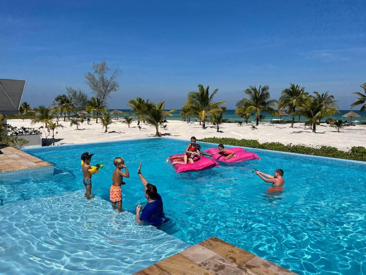 You&Me Resort Pagoda Beach Екстериор снимка
