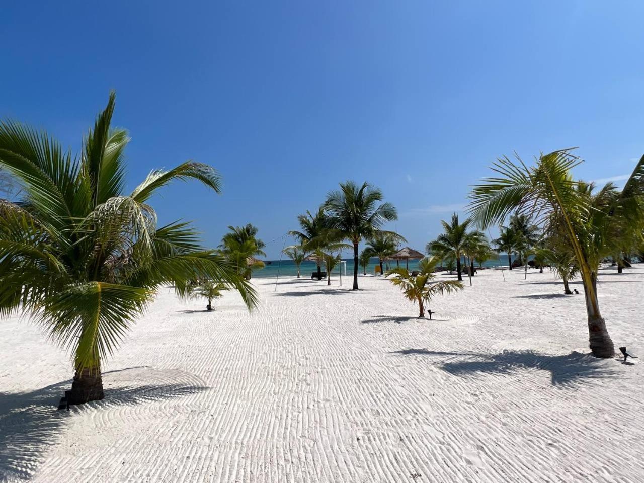 You&Me Resort Pagoda Beach Екстериор снимка